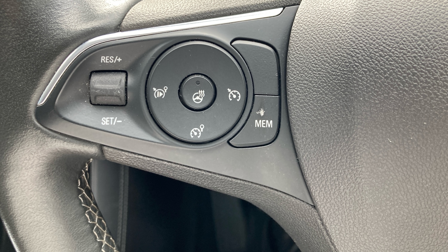 Used Vauxhall Grandland 2022 for sale - 76945761: Photo 24