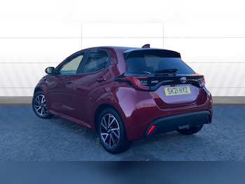 Used Toyota Yaris 2021 for sale - 76653087: Photo