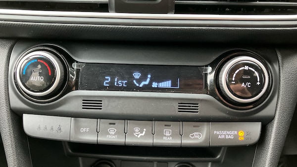 Used Hyundai KONA 2021 for sale - 76234620: Photo 46