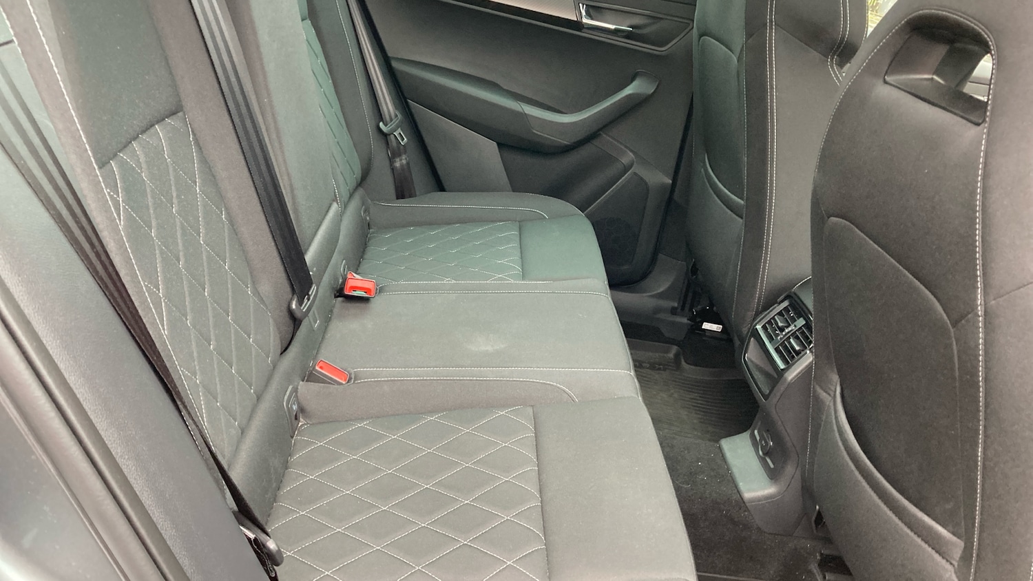 Used Skoda Karoq 2023 for sale - 76149139: Photo 16