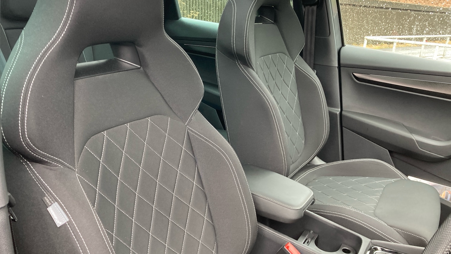 Used Skoda Karoq 2023 for sale - 76149139: Photo 28