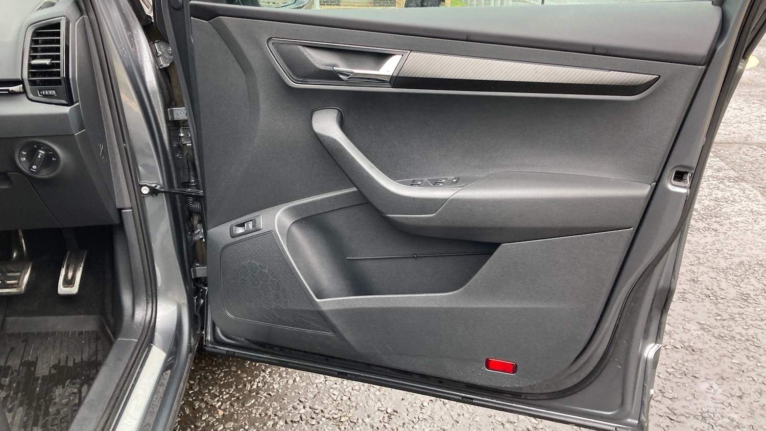 Used Skoda Karoq 2023 for sale - 76149139: Photo 32