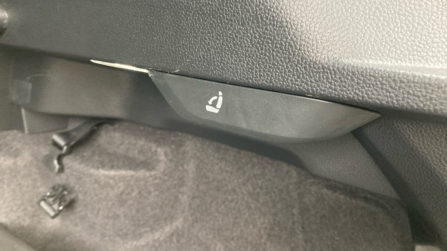 Used Skoda Karoq 2023 for sale - 76149139: Photo 40