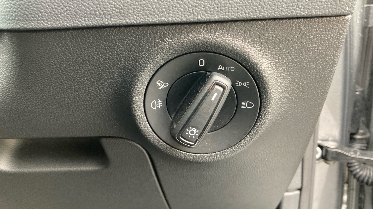 Used Skoda Karoq 2023 for sale - 76149139: Photo 44