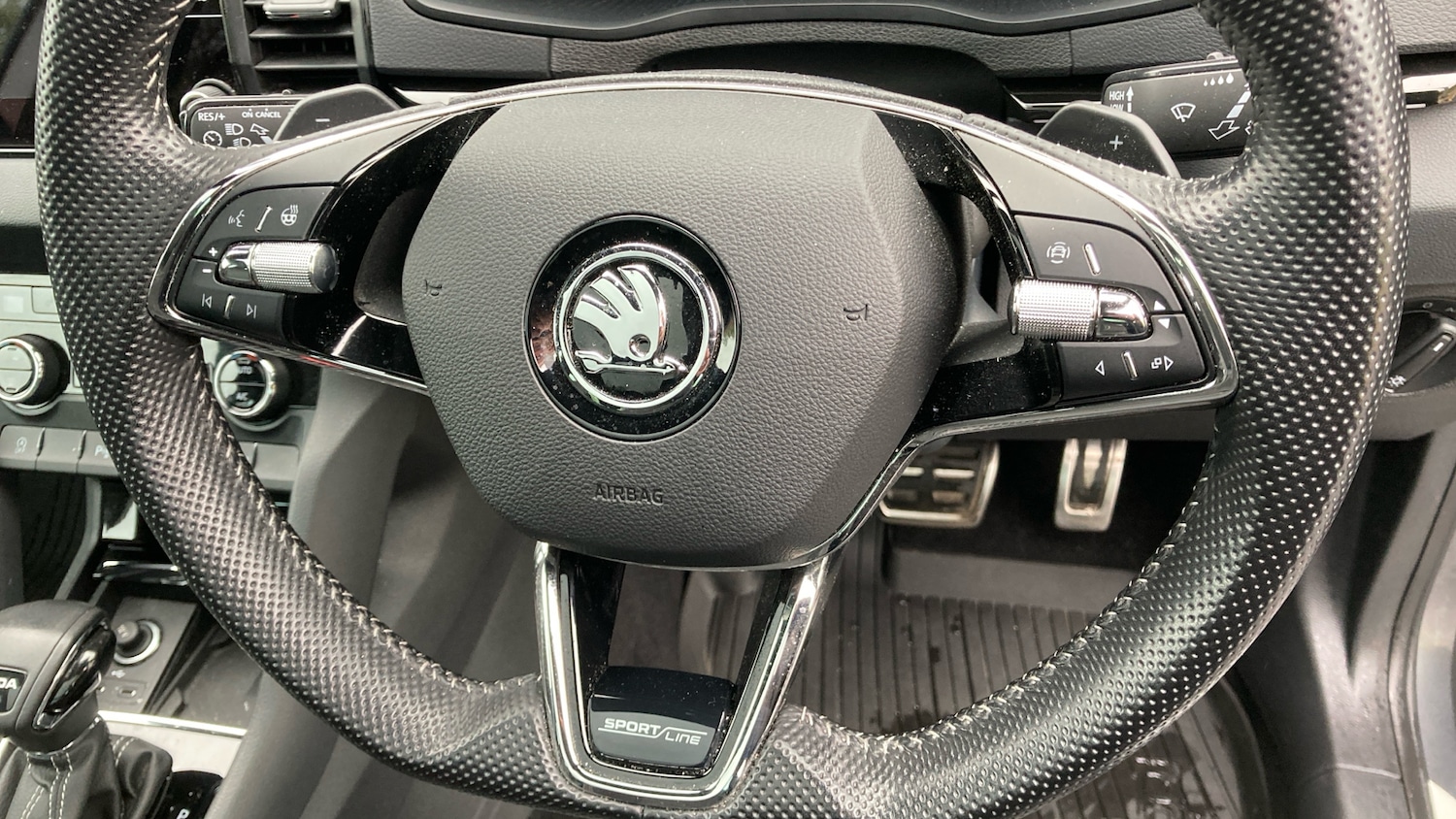 Used Skoda Karoq 2023 for sale - 76149139: Photo 45