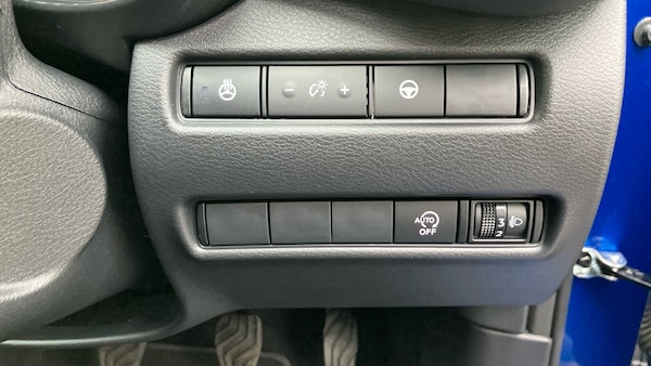 Used Nissan Juke 2024 for sale - 76319560: Photo 41