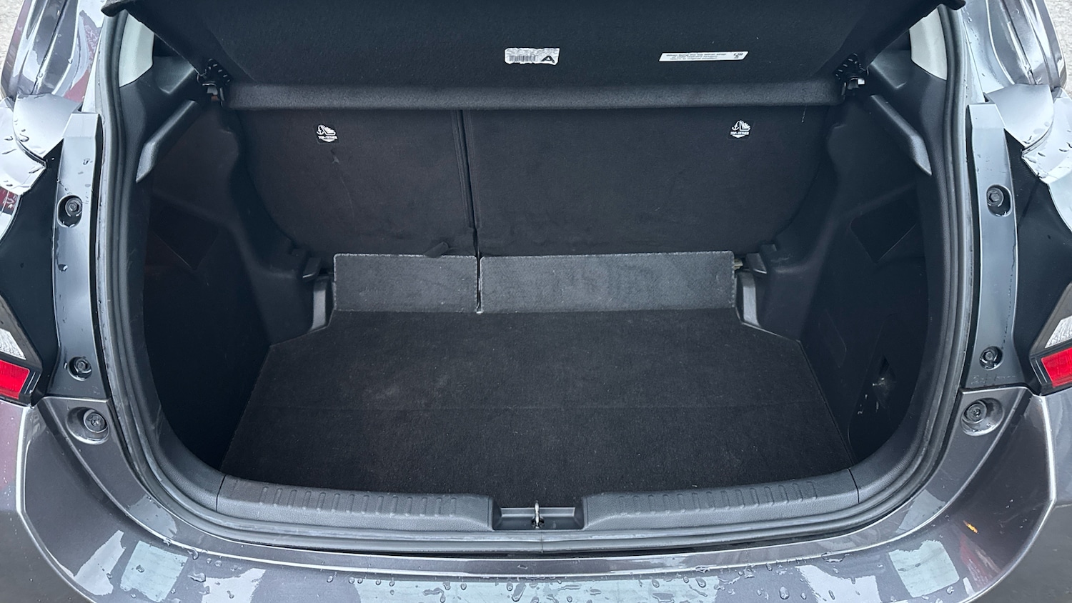 Used Toyota Yaris 2020 for sale - 77475512: Photo 4