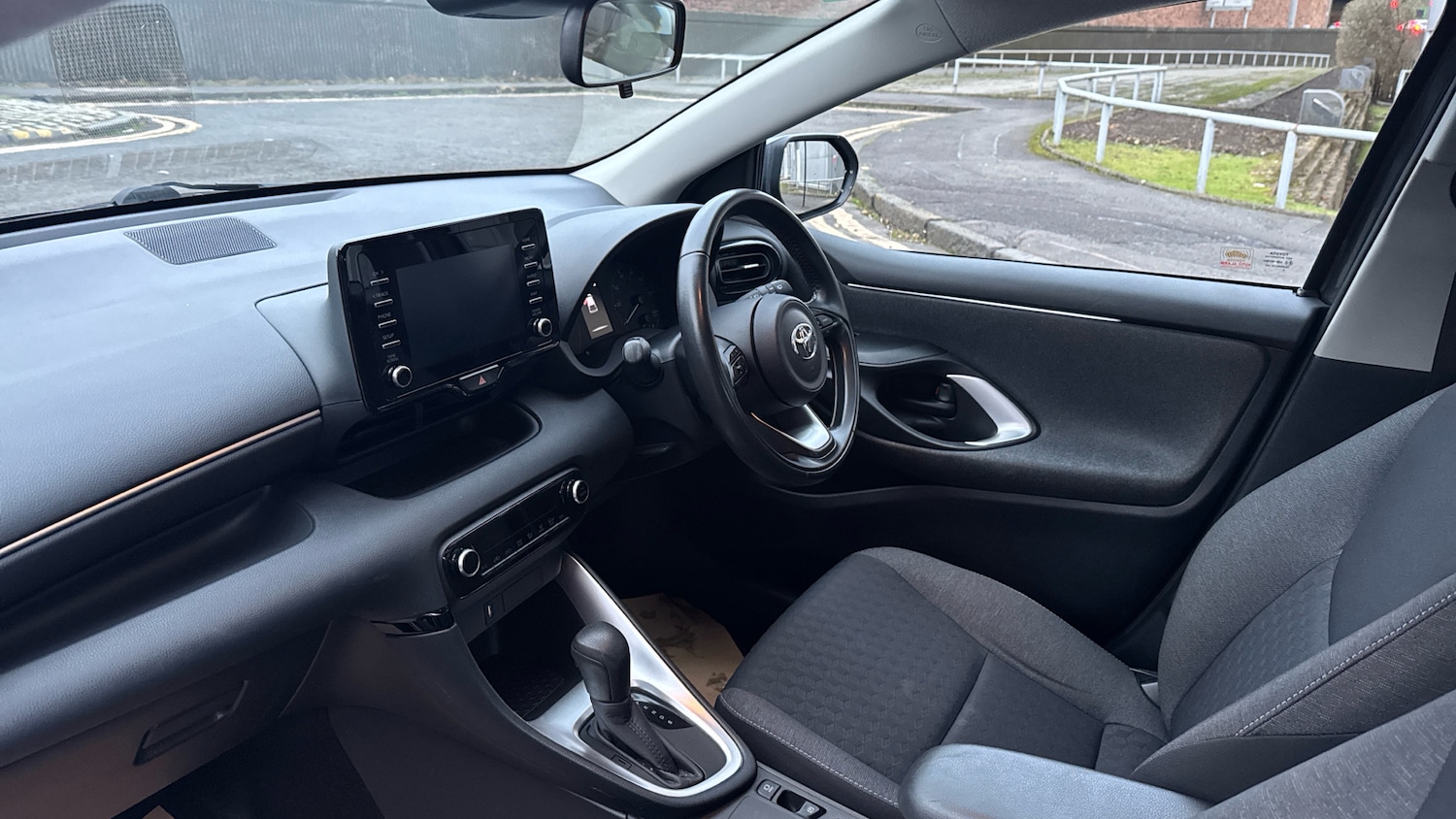 Used Toyota Yaris 2020 for sale - 77475512: Photo 9