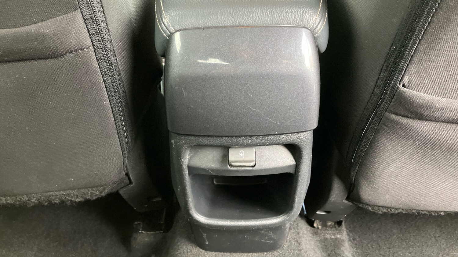 Used Nissan Juke 2020 for sale - 76198053: Photo 32