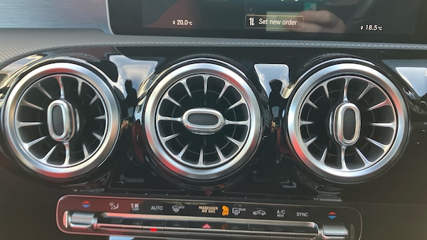 Used Mercedes-Benz CLA 2019 for sale - 76319564: Photo 52