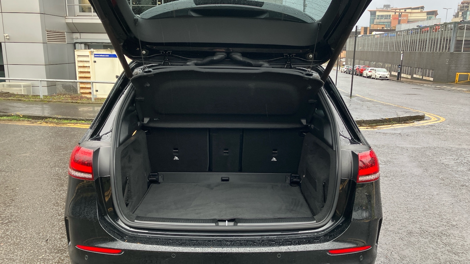 Used Mercedes-Benz B Class 2020 for sale - 76983860: Photo 4