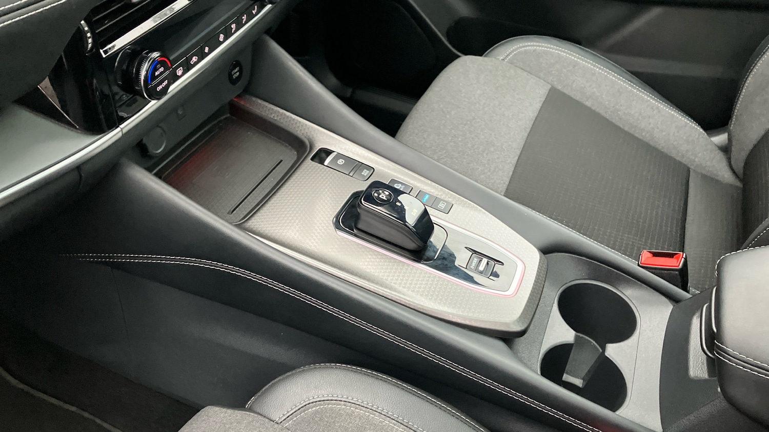 Used Nissan Qashqai 2025 for sale - 77118432: Photo 13