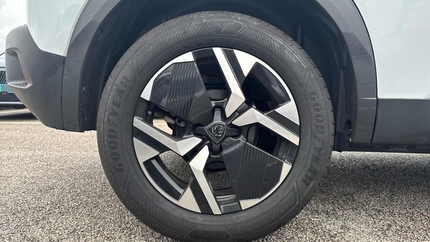 Used Peugeot 2008 2024 for sale - 76817399: Photo 7