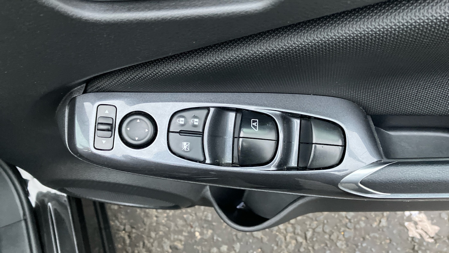 Used Nissan Juke 2019 for sale - 76765061: Photo 28