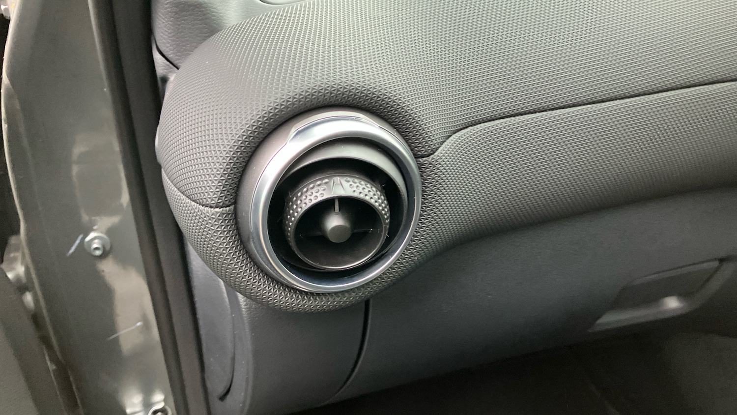 Used Nissan Juke 2025 for sale - 76583152: Photo 37