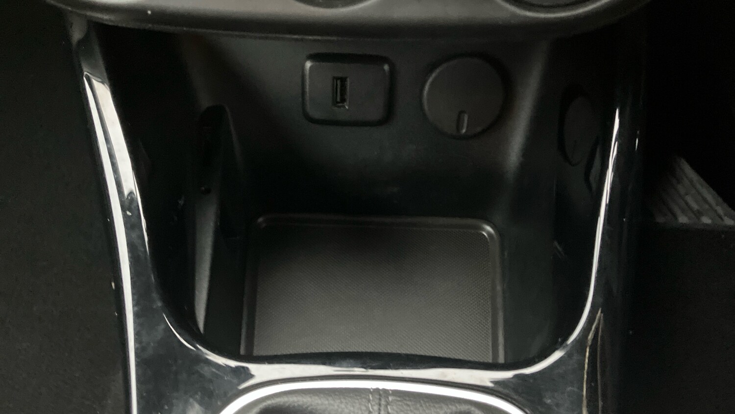 Used Vauxhall Corsa 2016 for sale - 76799061: Photo 44