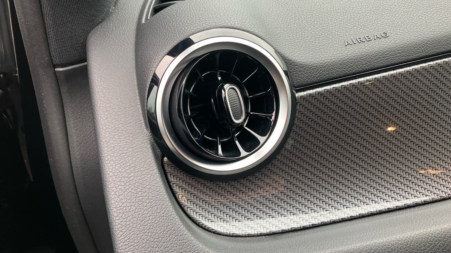 Used Mercedes-Benz B Class 2020 for sale - 77161013: Photo 40