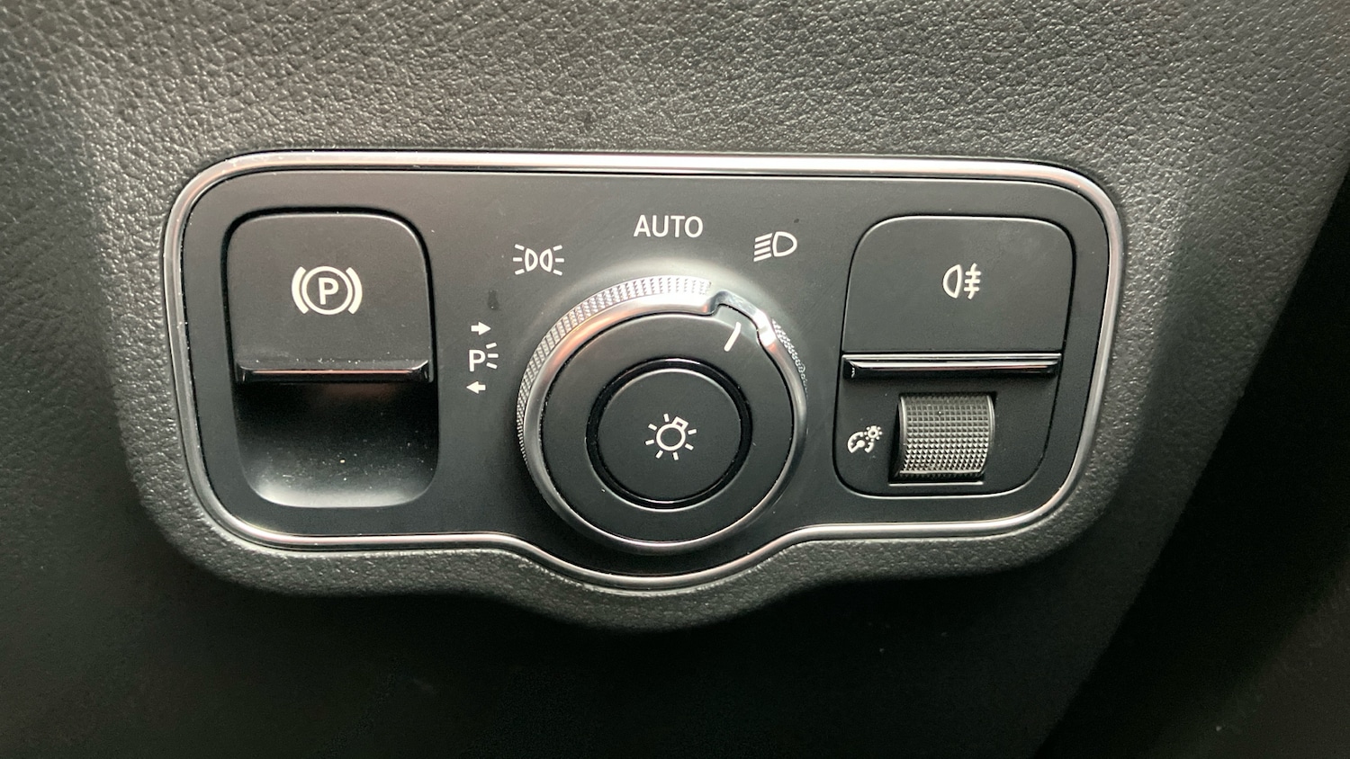 Used Mercedes-Benz B Class 2020 for sale - 77161013: Photo 45