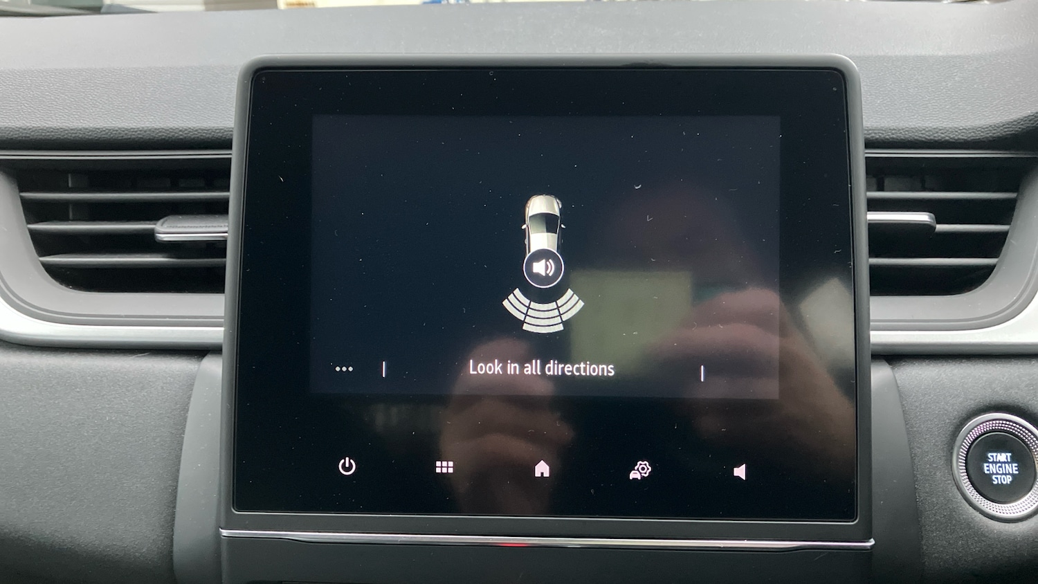 Used Renault Captur 2022 for sale - 76551172: Photo 41