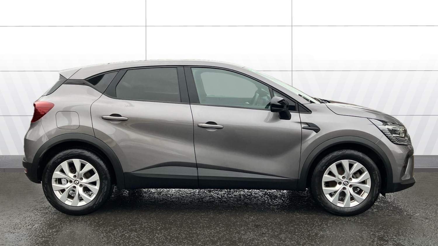 Used Renault Captur 2022 for sale - 76551172: Photo 5
