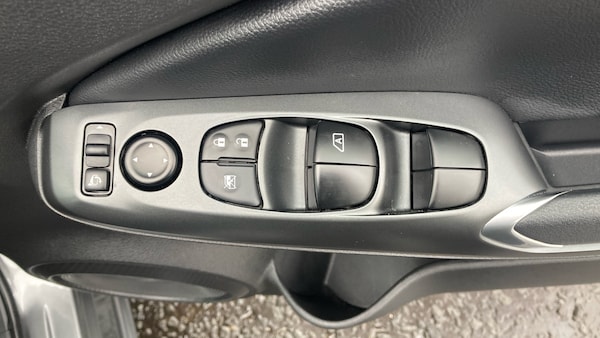 Used Nissan Juke 2024 for sale - 76319559: Photo 27