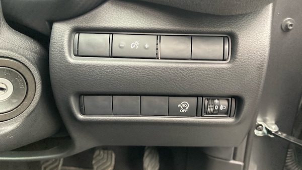 Used Nissan Juke 2024 for sale - 76319559: Photo 38
