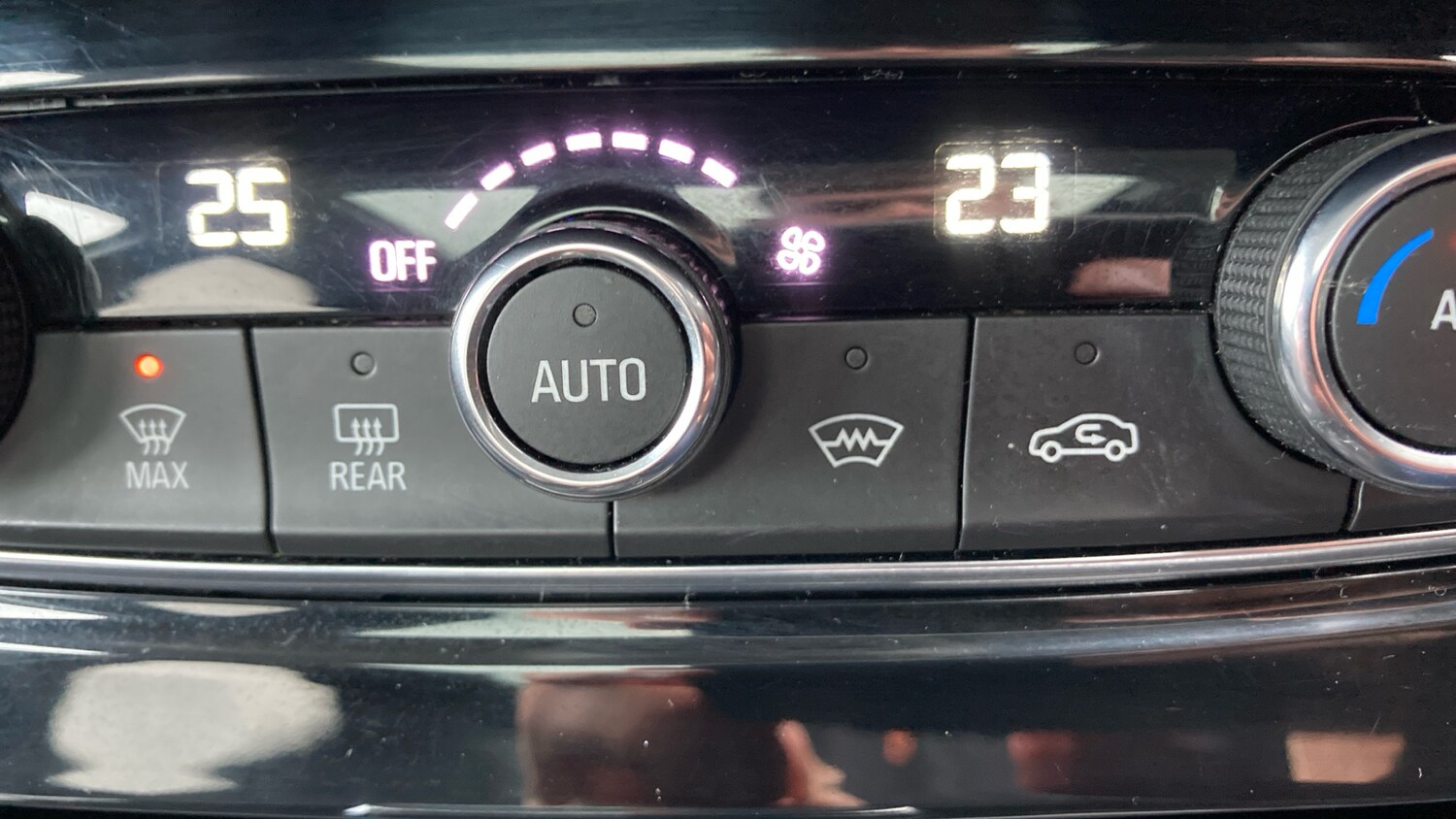 Used Vauxhall Grandland X 2019 for sale - 77460179: Photo 30