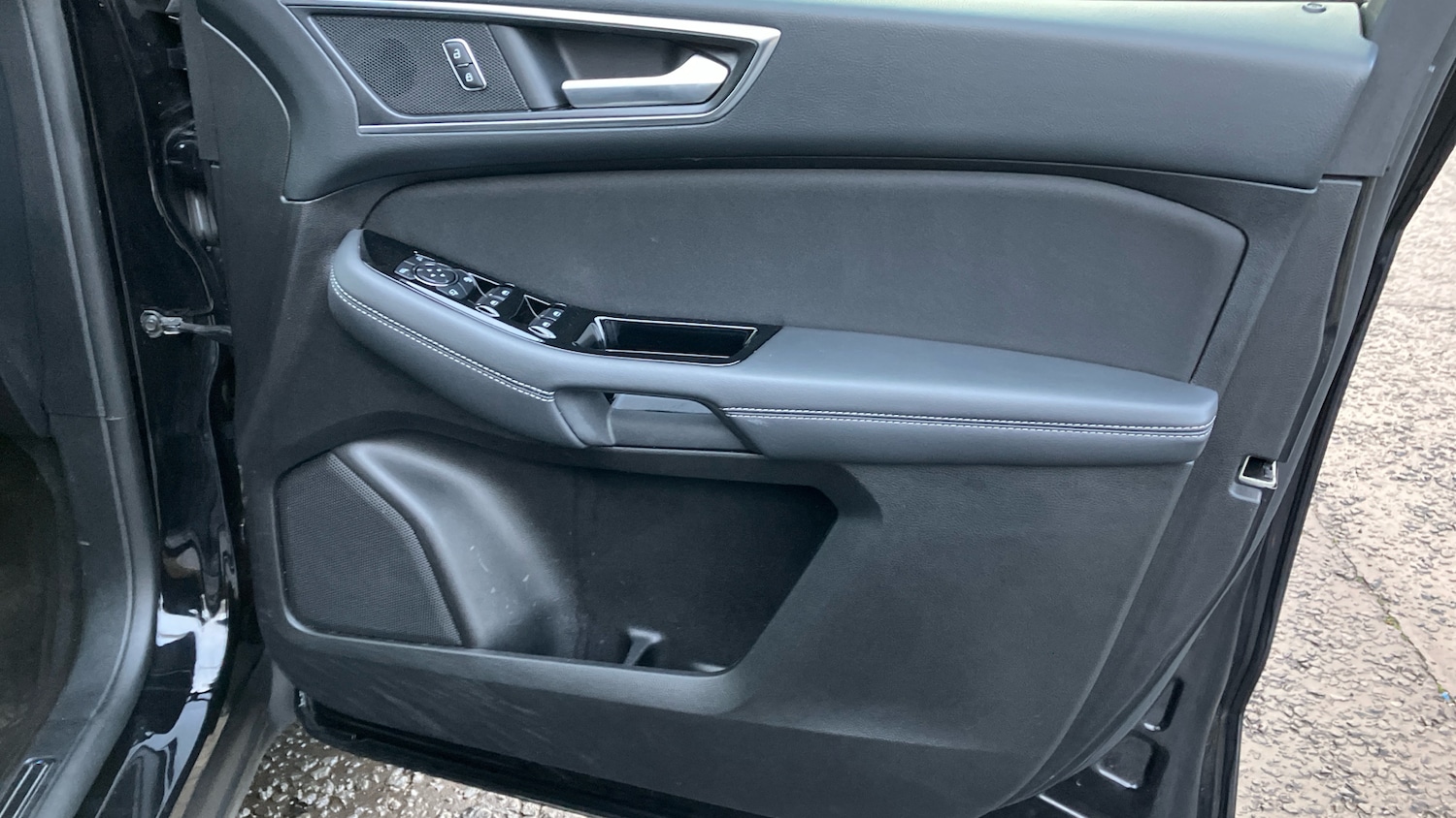 Used Ford Galaxy 2022 for sale - 76957326: Photo 30