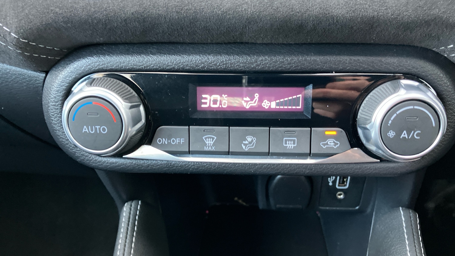 Used Nissan Micra 2021 for sale - 76896802: Photo 39