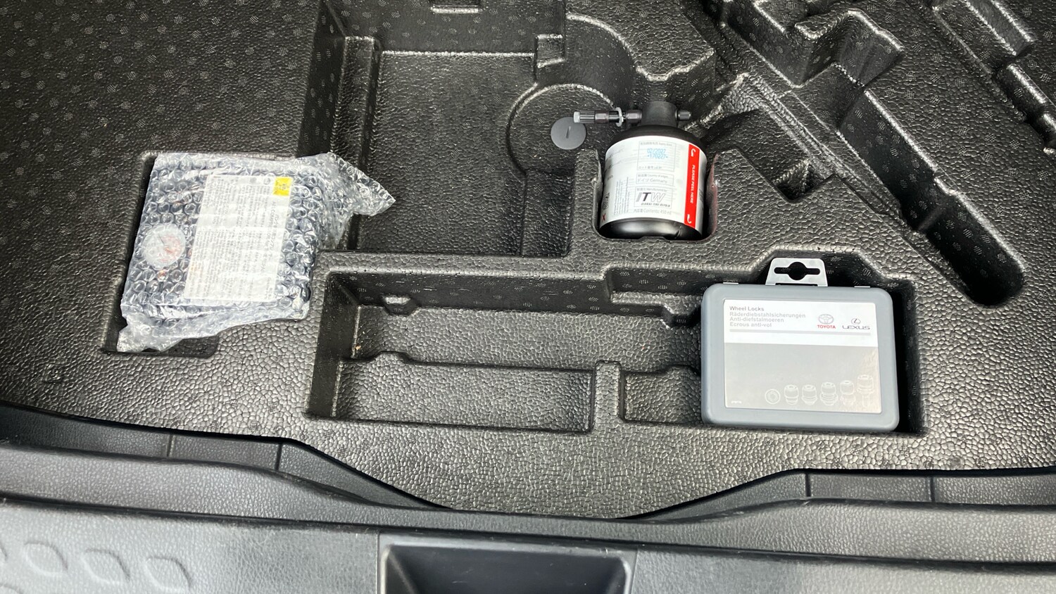 Used Toyota C-HR 2021 for sale - 77208813: Photo 31