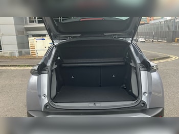 Used Peugeot 2008 2025 for sale - 79403862: Photo