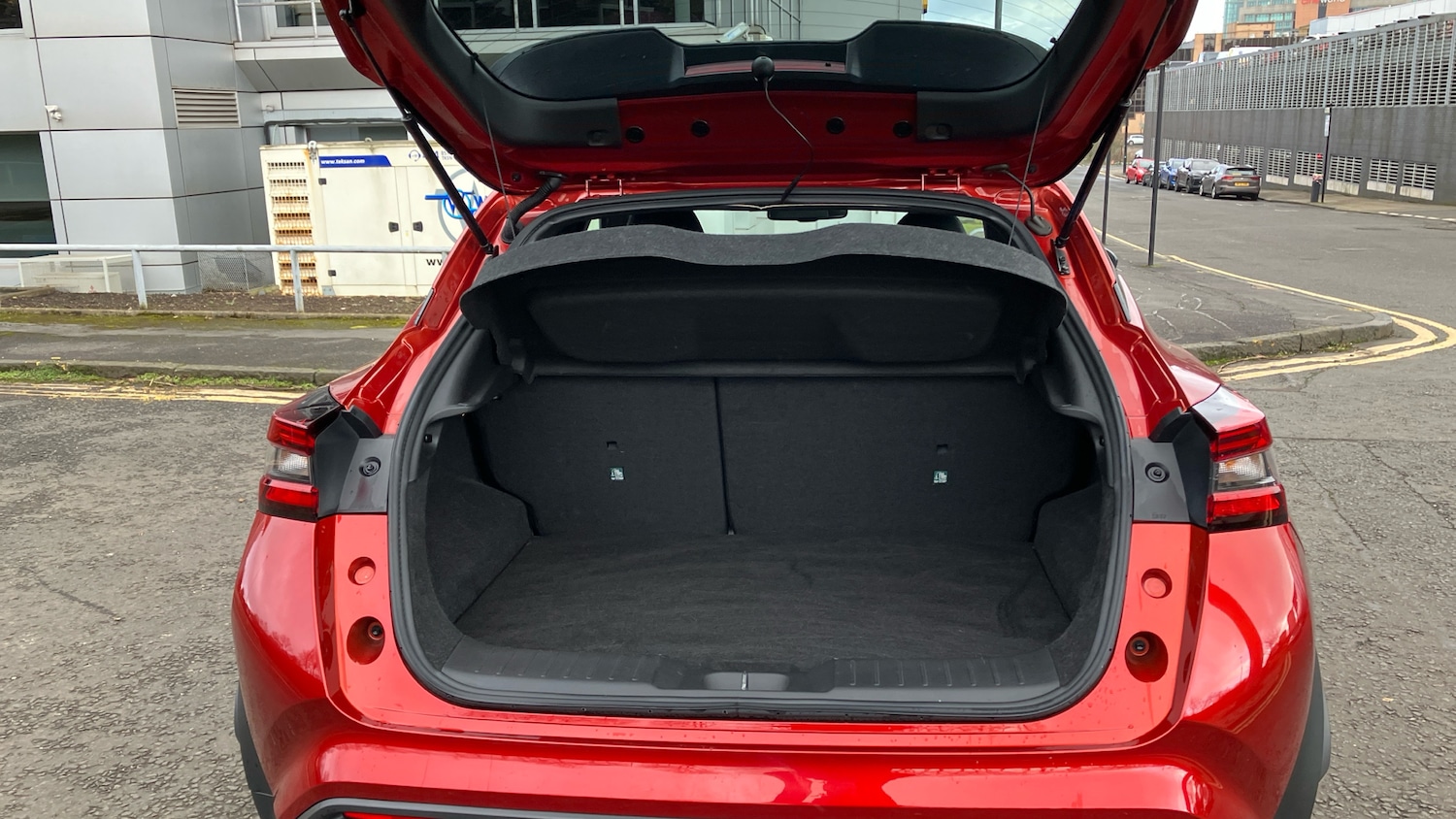 Used Nissan Juke 2023 for sale - 77650159: Photo 4