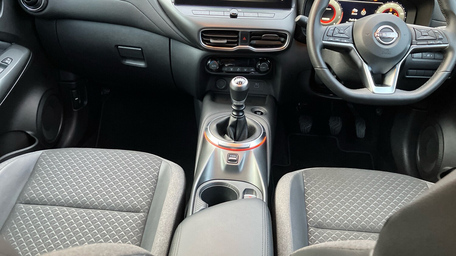 Used Nissan Juke 2024 for sale - 77933911: Photo 14