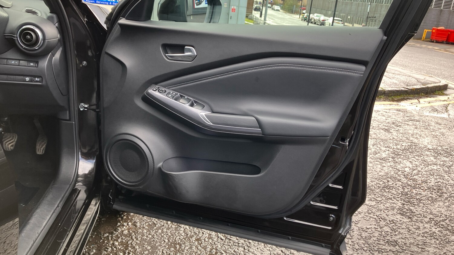 Used Nissan Juke 2023 for sale - 78080512: Photo 33