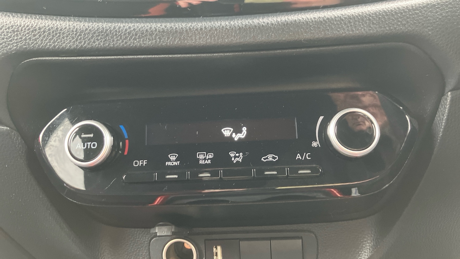 Used Toyota Aygo X 2022 for sale - 76542794: Photo 43