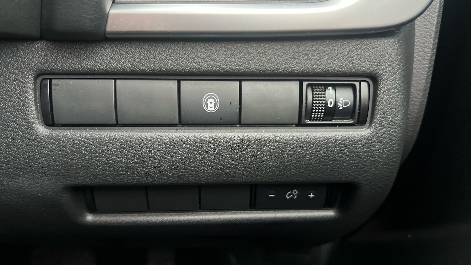 Used Nissan X-Trail 2024 for sale - 76580612: Photo 39