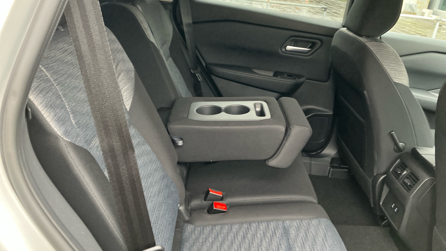 Used Nissan X-Trail 2025 for sale - 76517524: Photo 32