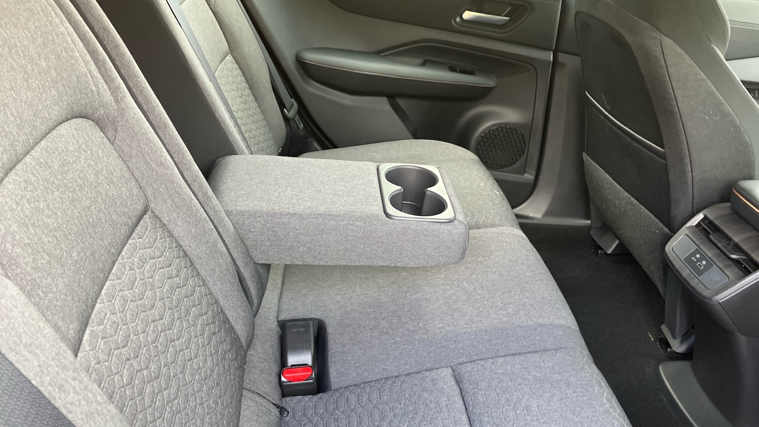 Used Nissan ARIYA 2024 for sale - 77665513: Photo 36