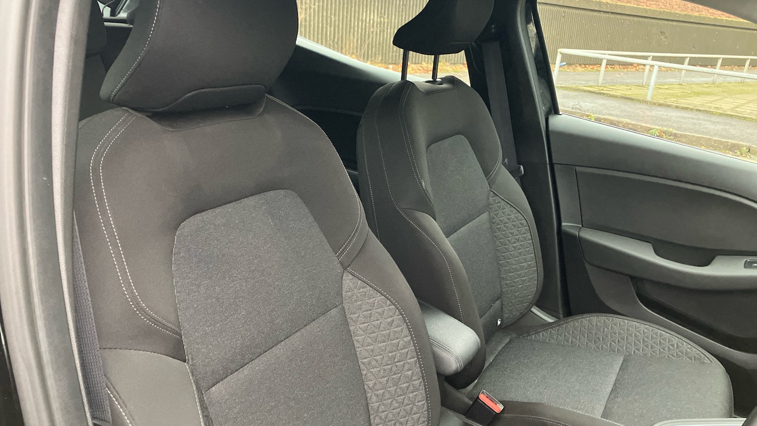 Used Renault Clio 2023 for sale - 76696887: Photo 26