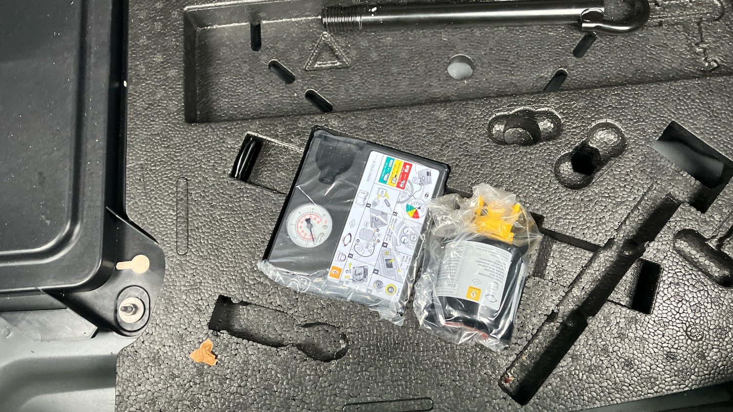 Used Renault Clio 2023 for sale - 76696887: Photo 32