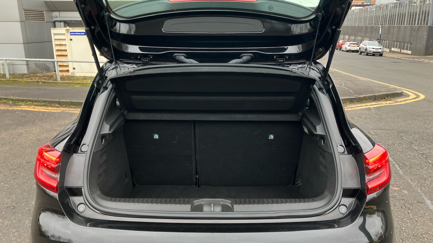 Used Renault Clio 2023 for sale - 76696887: Photo 4