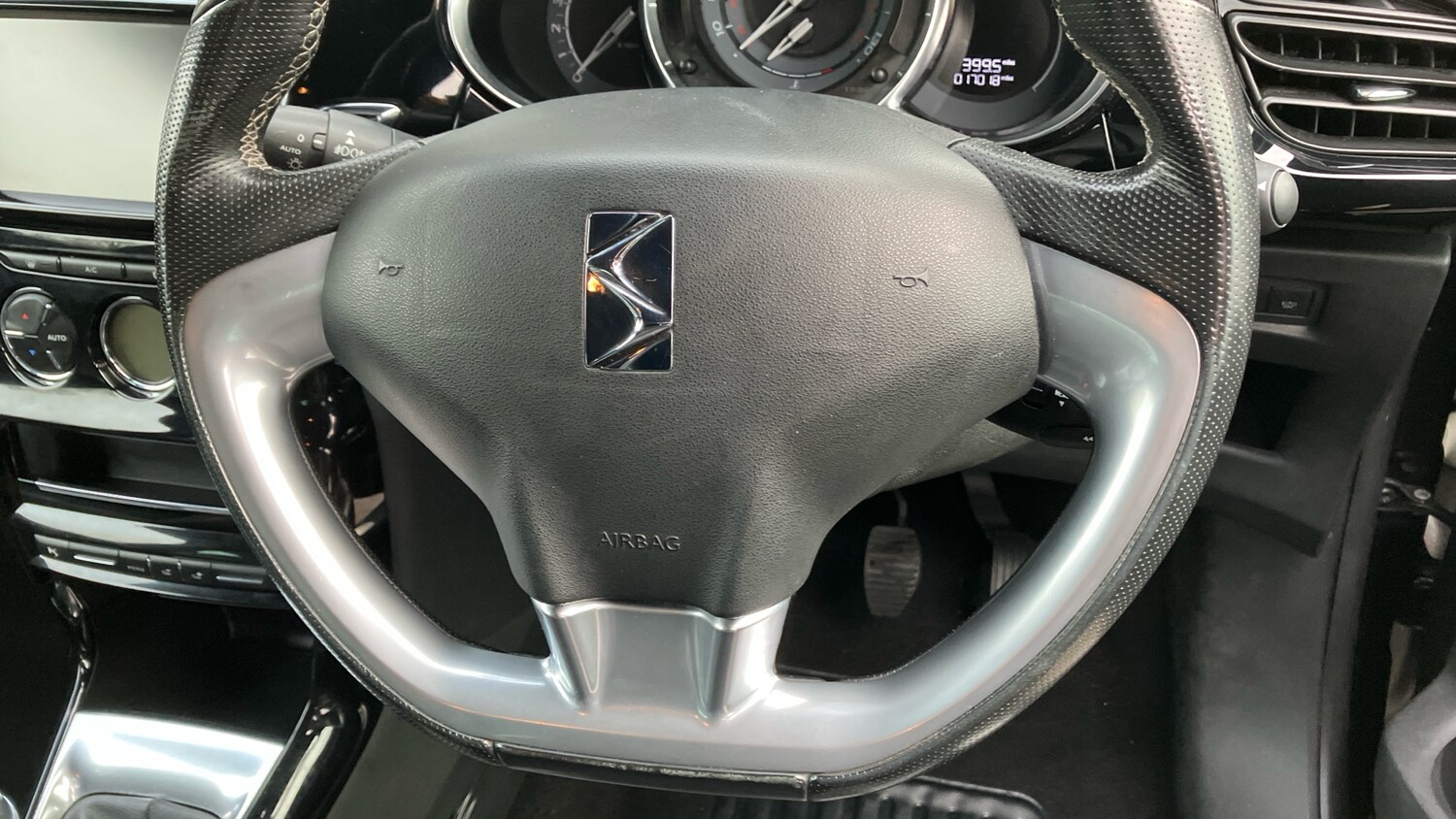 Used DS Automobiles DS 3 2018 for sale - 77946005: Photo 37