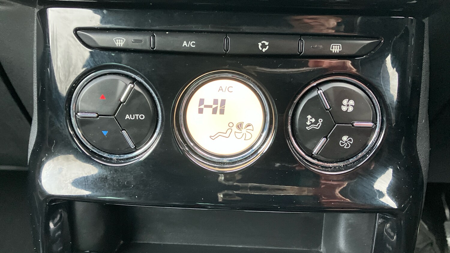 Used DS Automobiles DS 3 2018 for sale - 77946005: Photo 41