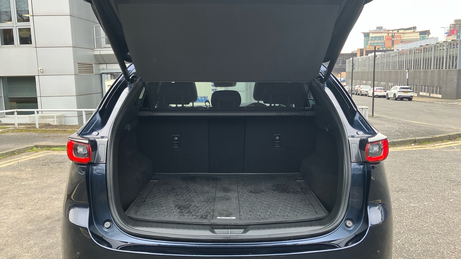 Used Mazda CX-5 2023 for sale - 77921193: Photo 4