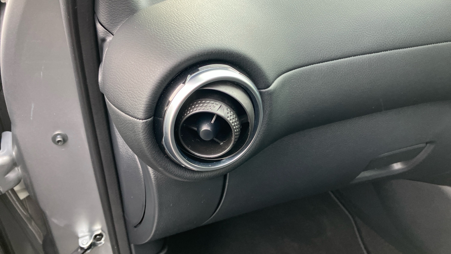 Used Nissan Juke 2024 for sale - 76192984: Photo 39
