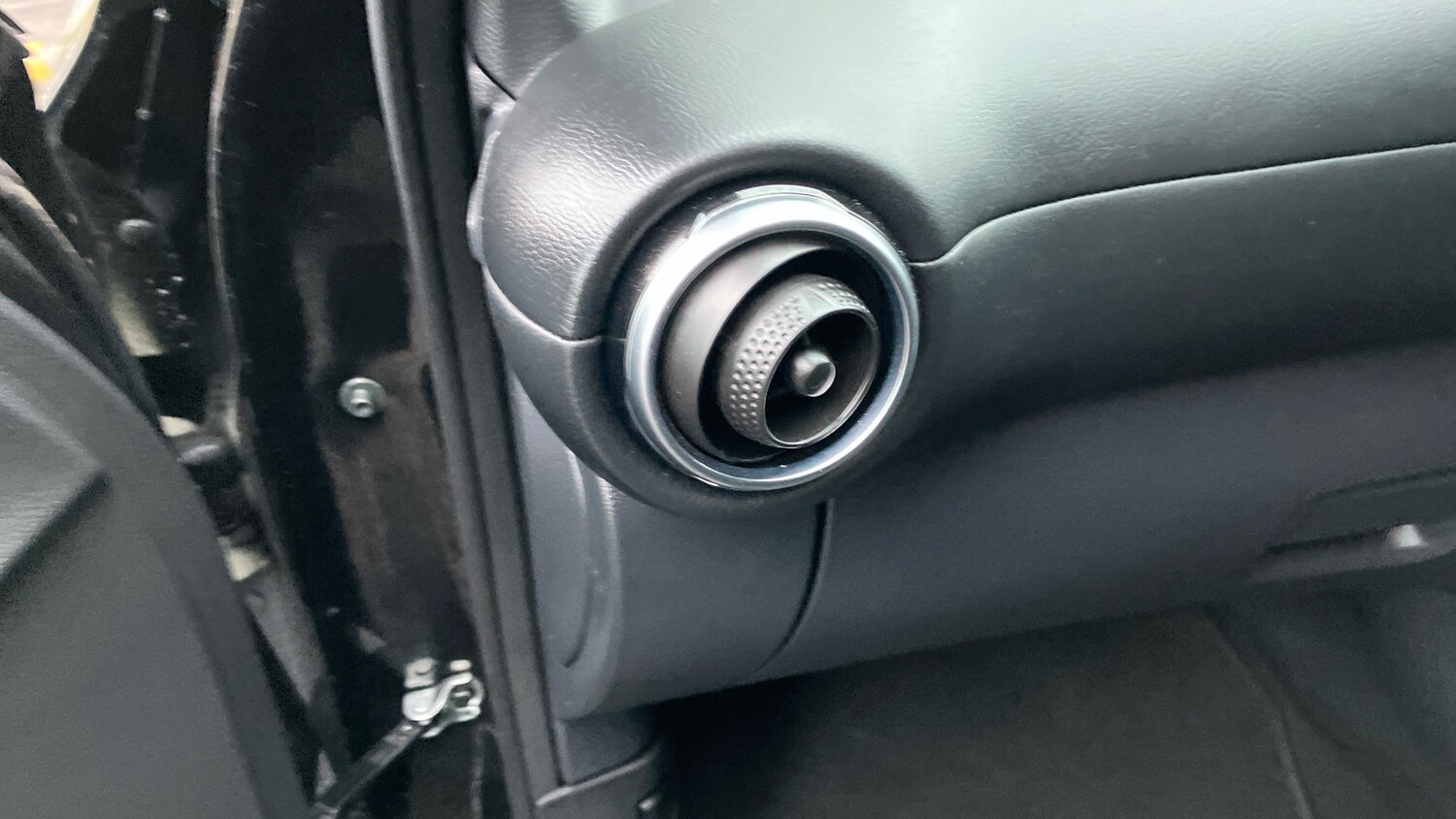 Used Nissan Juke 2024 for sale - 77085394: Photo 39