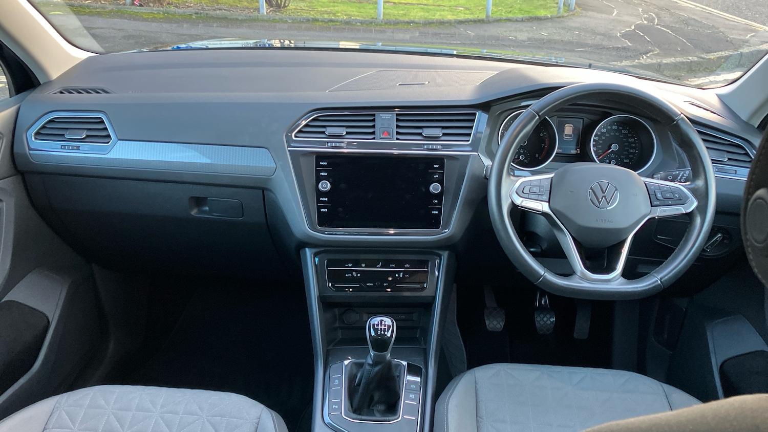 Used Volkswagen Tiguan 2022 for sale - 76637605: Photo 10