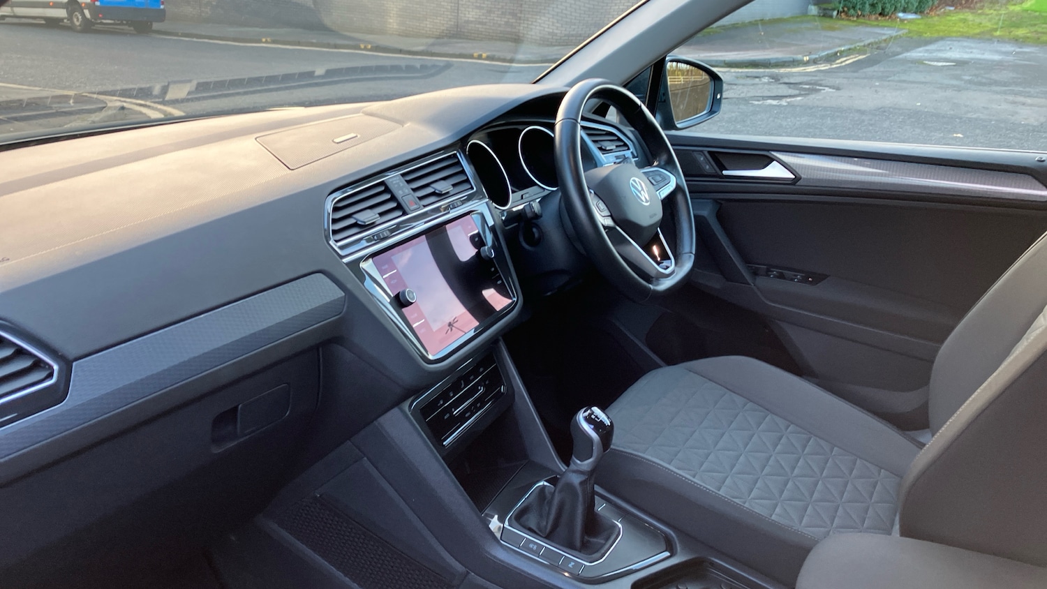 Used Volkswagen Tiguan 2022 for sale - 76637605: Photo 9