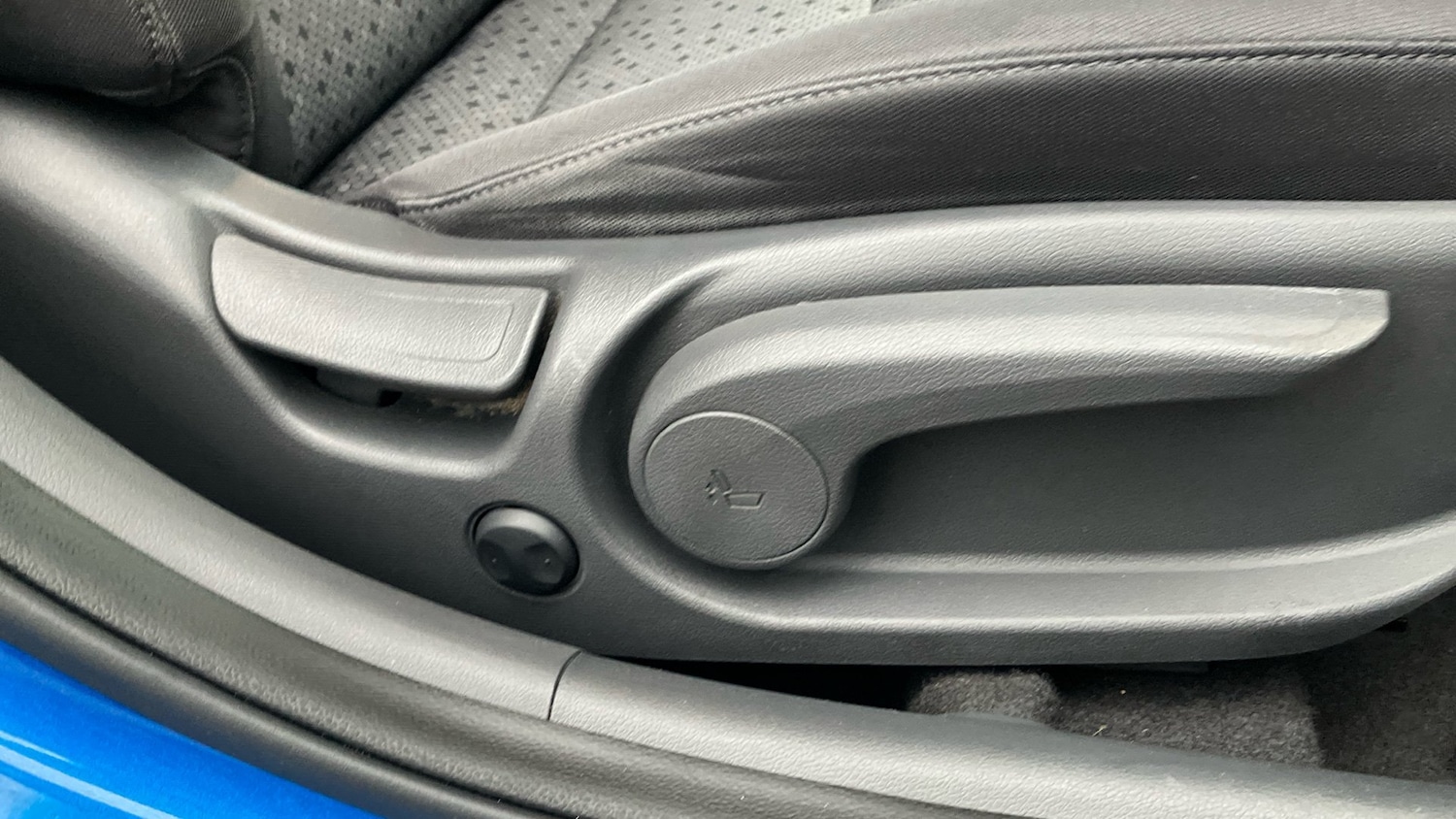 Used Hyundai IONIQ 2017 for sale - 77079454: Photo 29