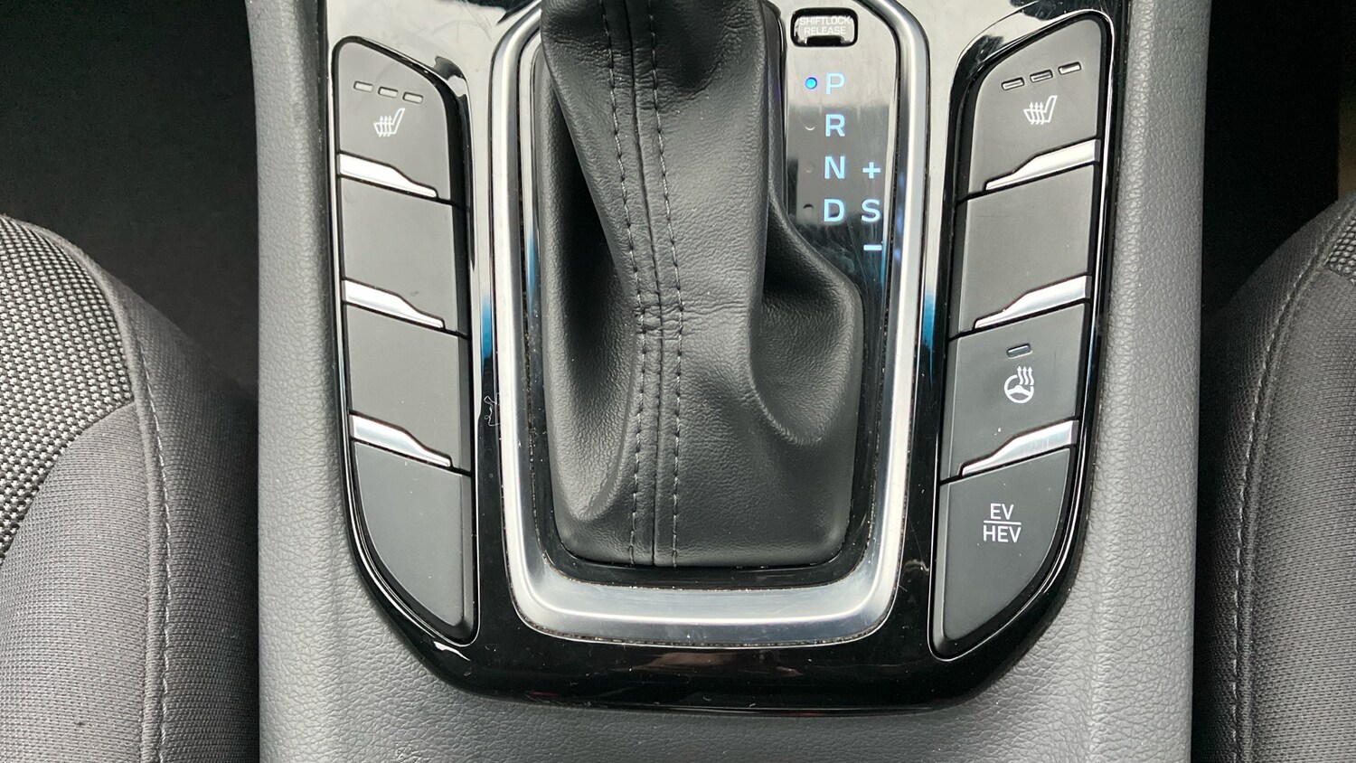 Used Hyundai IONIQ 2017 for sale - 77079454: Photo 50